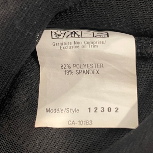 NWOT Cartise Black and Silver Sequin Women's Top - Picture 7 of 8